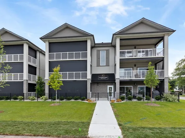 215 Lesperance Rd #D-201, Tecumseh, ON N8N 1W2