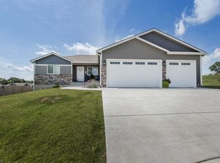 8874 Regina Ln, Manhattan, KS 66502