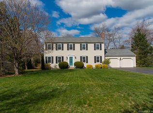 228 Farm Meadow Ln, Cheshire, CT 06410