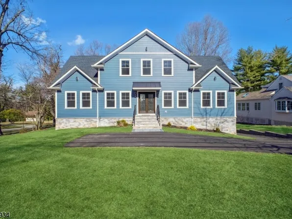 64 Meyersville Rd, Chatham, NJ 07928