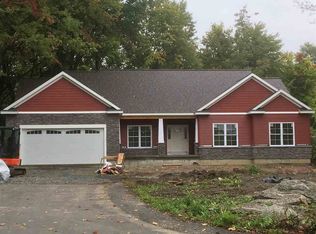 10 Victoria Ct, Glenville, NY 12302