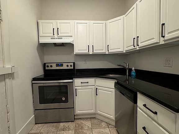 2nd image of 1020 Commonwealth Ave #101