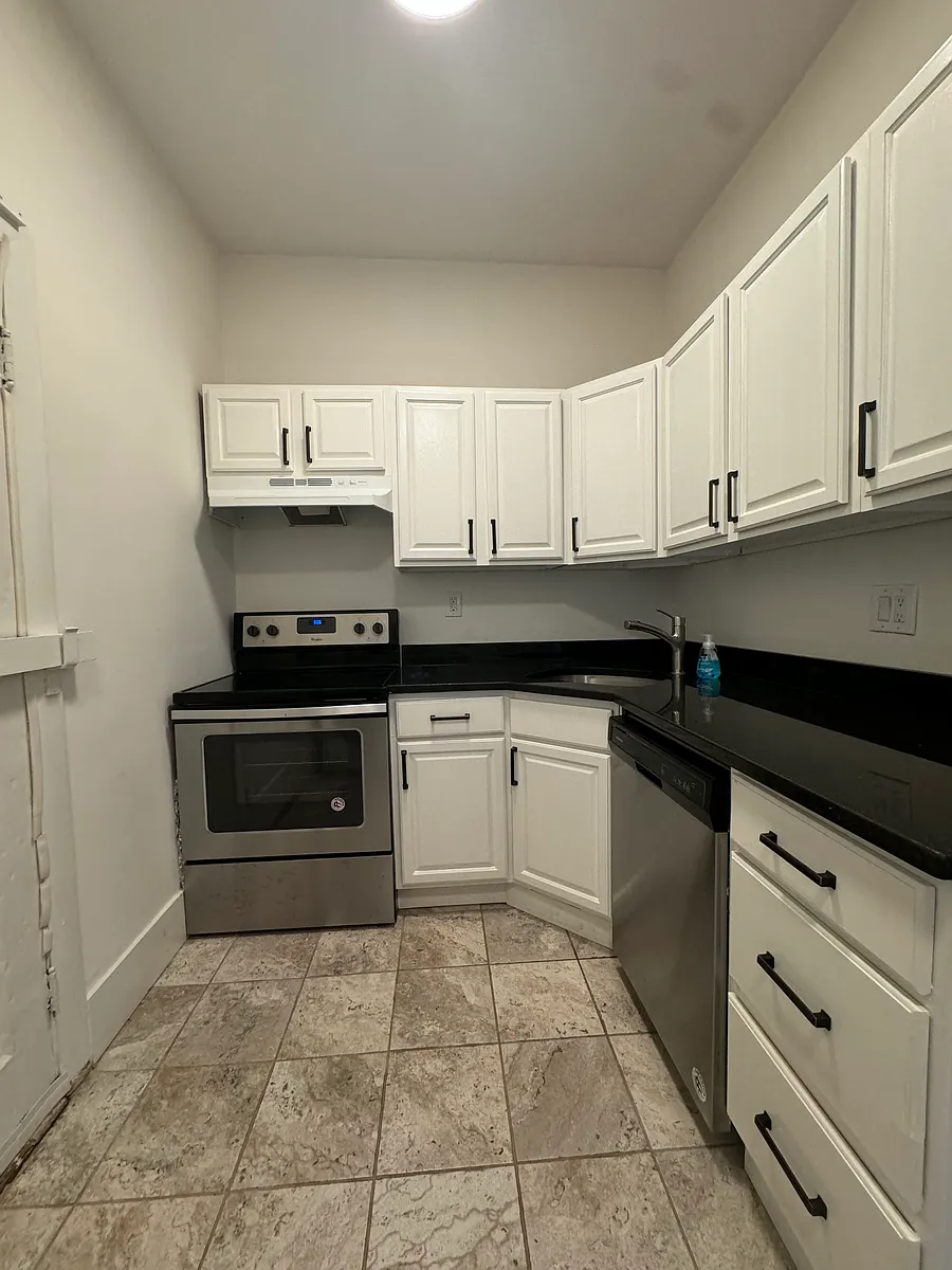 Building Photo - 1020 Commonwealth Ave #101