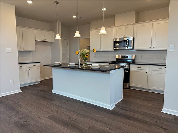 The Robin II- Kitchen