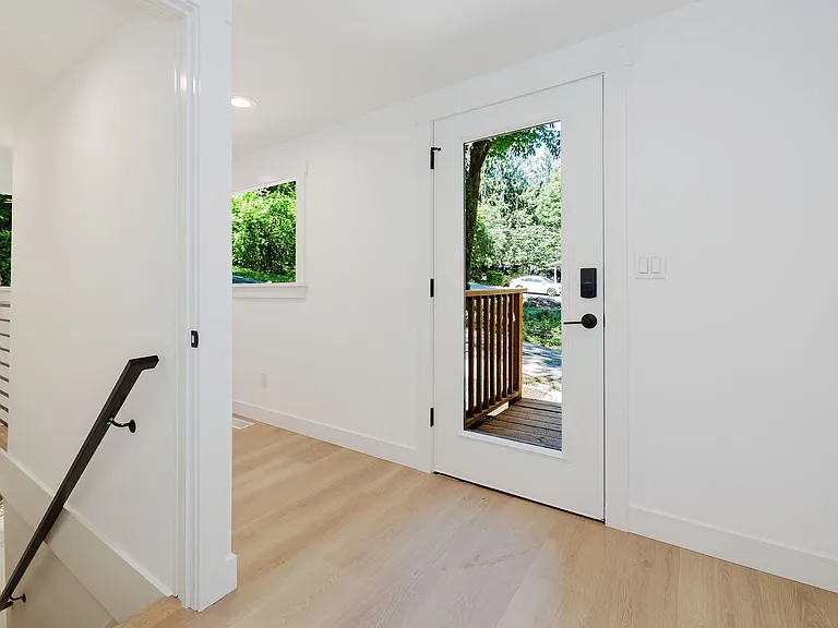 1520 Morgan Rd NW — Photo 6