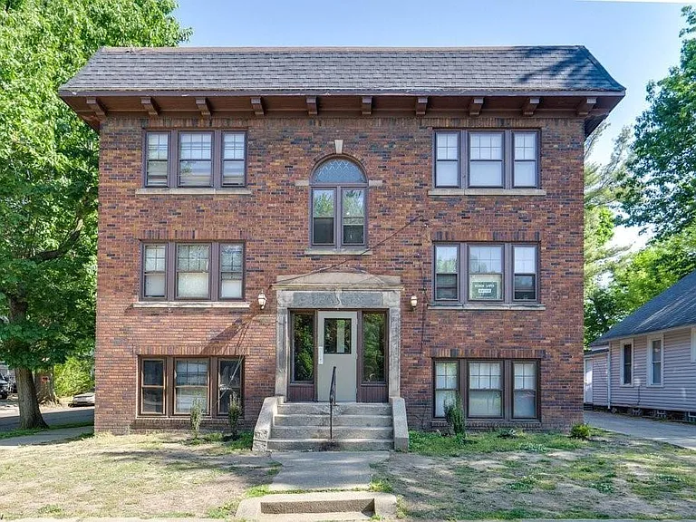 79 Frances Ave #100 — Photo 2