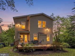 1102 Meurilee Ln, Silver Spring, MD 20901