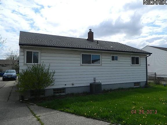 2nd image of 15564 Fayette Blvd