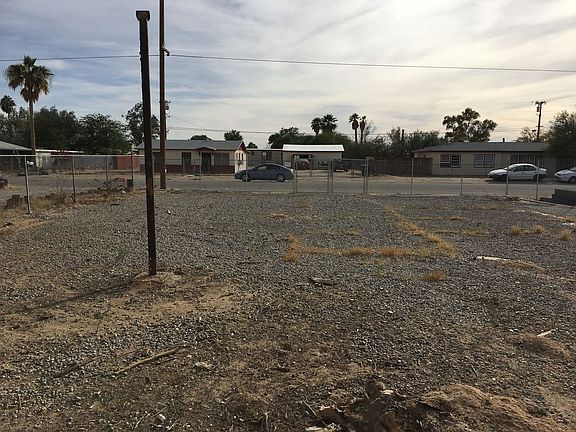 4th image of 17640 Blythe Way