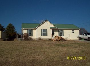 312 Penny Ln, Sparta, TN 38583