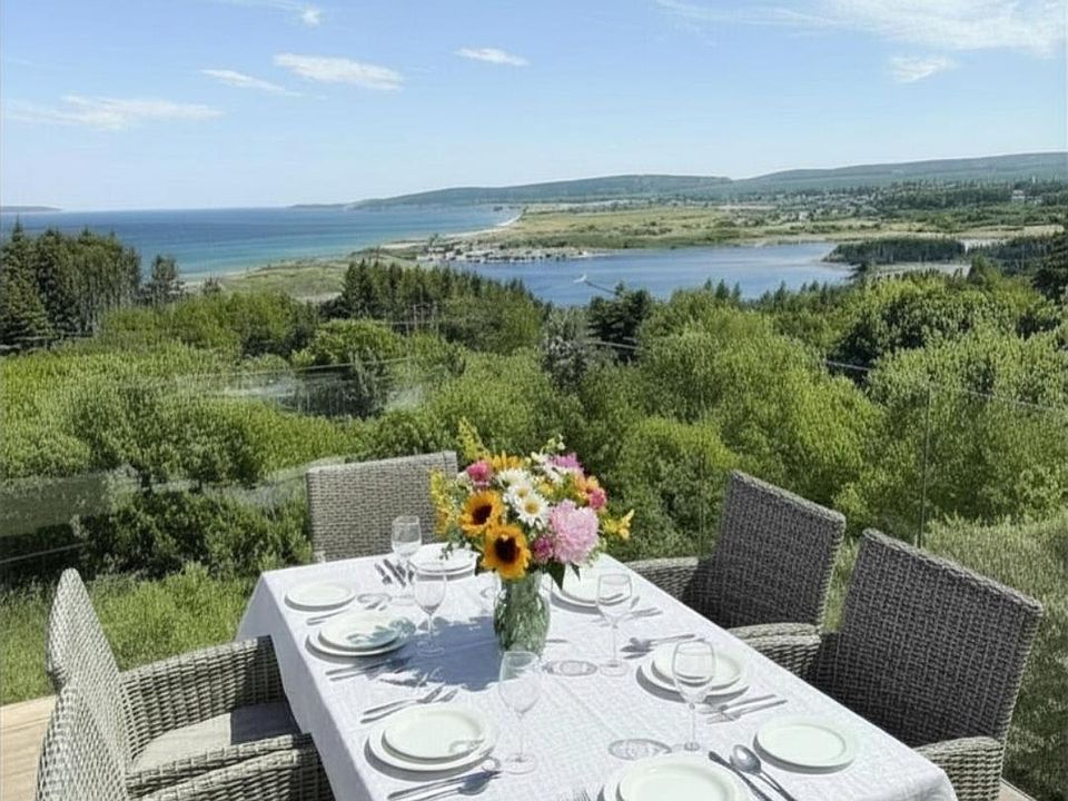 1st image of 161 Harbour Heights Rd