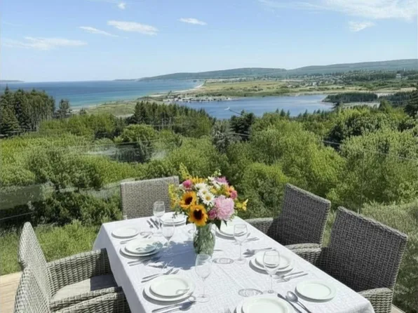 161 Harbour Heights Rd, Inverness, NS B0E 1N0