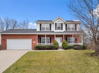 1008 Illini Dr, O'Fallon, IL 62269