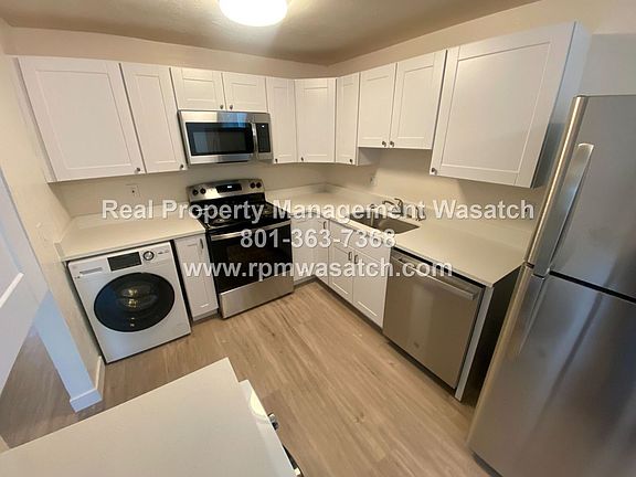 3rd image of 4661 S Arlington Park Dr APT 2