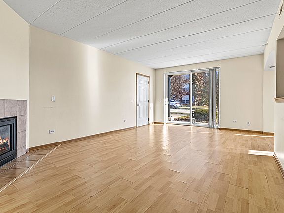 3rd image of 16690 Liberty Cir #1S