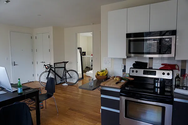 Rented by EXR | media 34