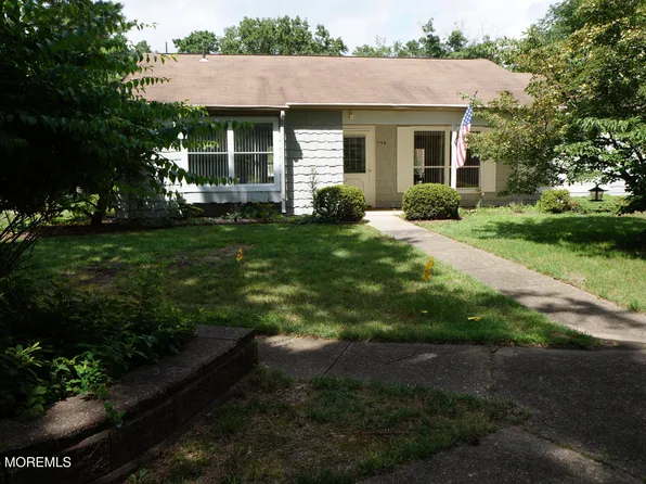 715A Wooton Court, Manchester, NJ 08759
