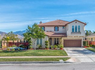 2080 Blue Bird Ln, Redlands, CA 92374
