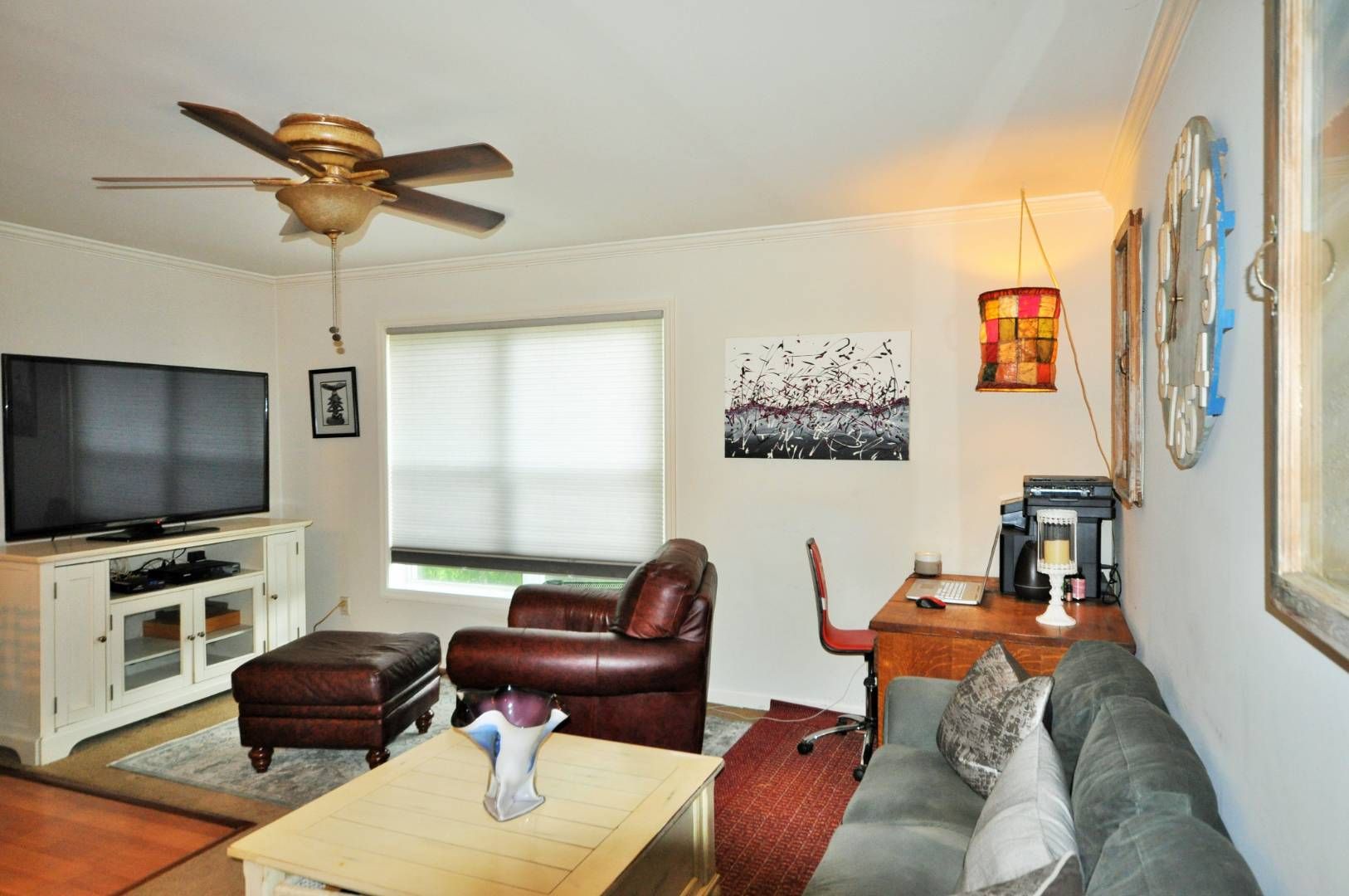  2nd Floor Living Room / Playroom