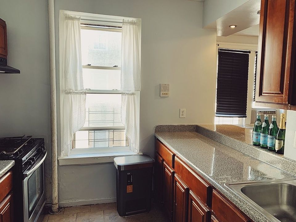 1st image of 4321 Broadway #4A