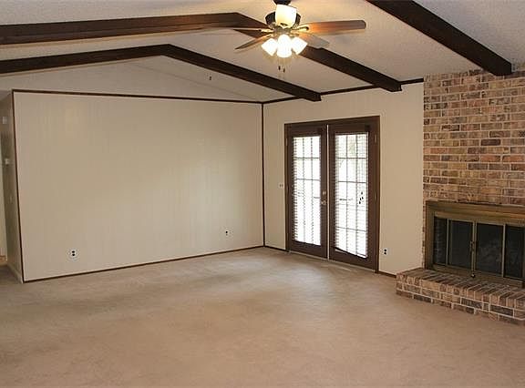 4th image of 2305 Monte Carlo Dr