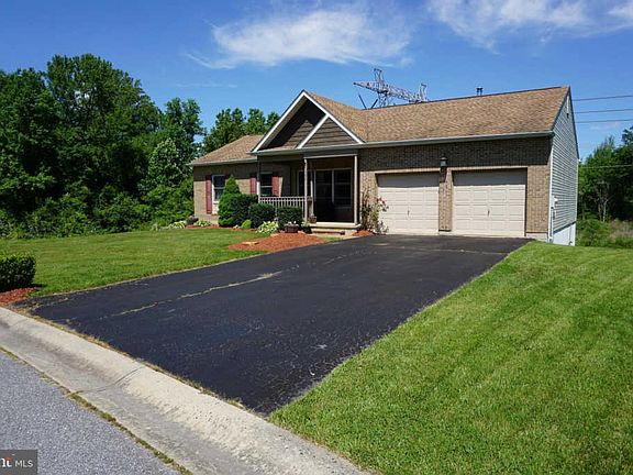 4th image of 130 Coopers Dr