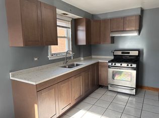 4907 W Barry Ave #2, Chicago, IL 60641
