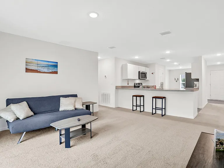 11 Weber Ln — Photo 3