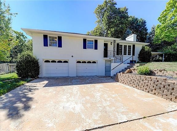 2nd image of 2840 N 73rd Pl