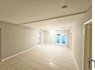 5814 Banana Rd #1, West Palm Beach, FL 33413