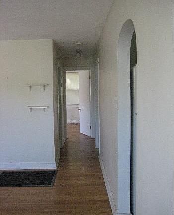 4th image of 225 N Randolph St