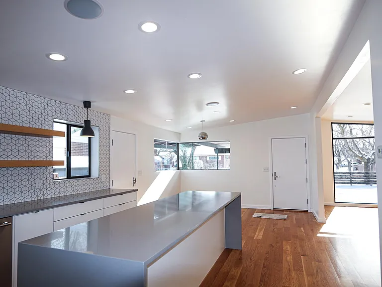 1859 E Hillcrest Ave — Photo 15
