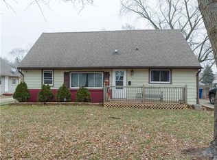 7203 SW 12th St, Des Moines, IA 50315