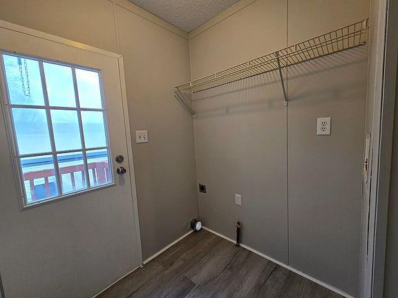 4th image of 37 Eagle Dr