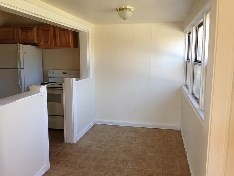 1209 W Boise Ave — Photo 3