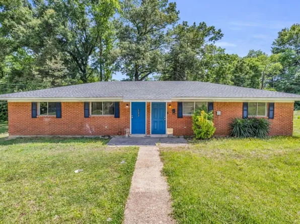 325 Santa Anita Dr, Starkville, MS 39759