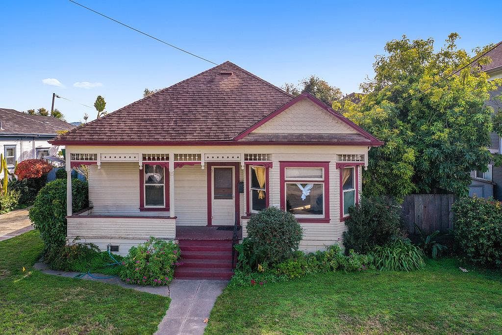 206 Bockius St, Watsonville, CA 95076 Zillow