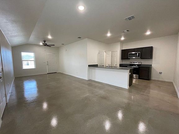 4th image of 2317 Zanoletti Dr #B