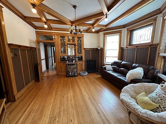 5th image of 2451 S California Blvd #1