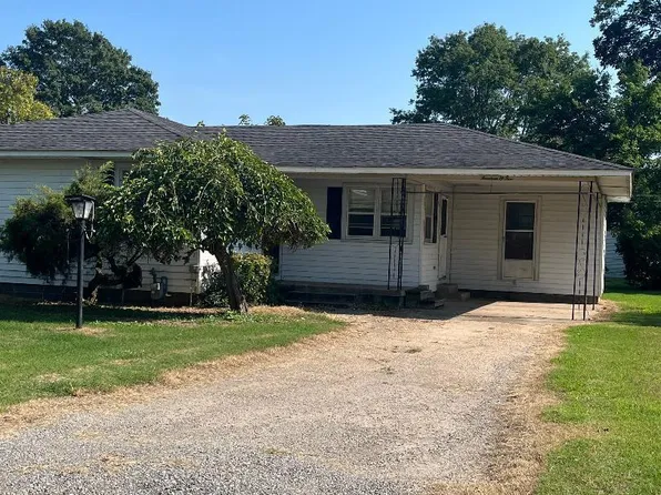 1405 Eleanor St, Kennett, MO 63857