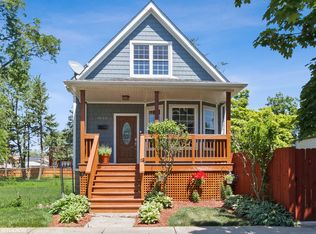 9833 S Winston Ave, Chicago, IL