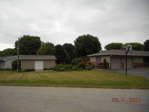 3rd image of 1491 W Rose Dr