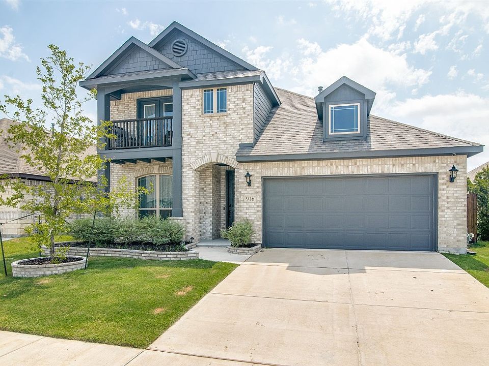 1st image of 916 Bald Cypress Dr