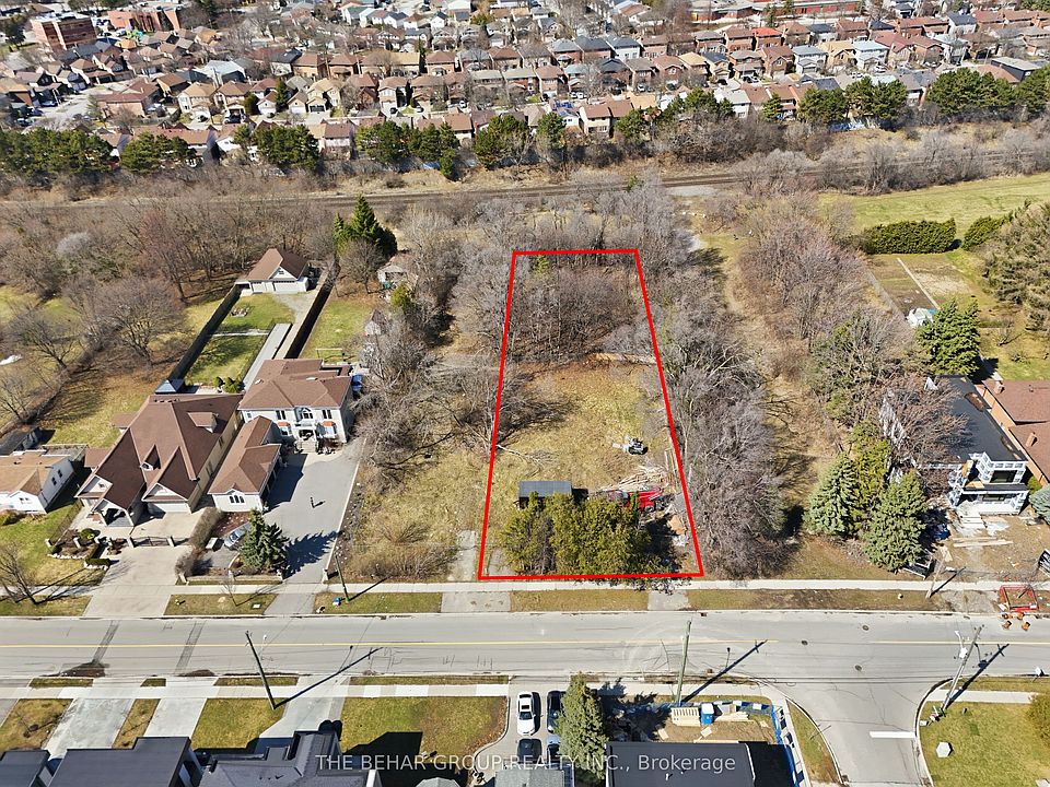 1st image of 196 Crestwood Rd