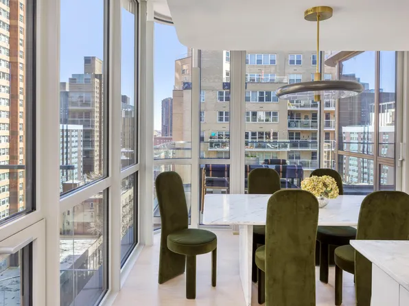 250 East 25th Street image 7 of 32