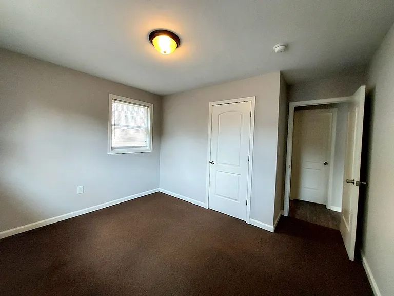 505 W Main St — Photo 23