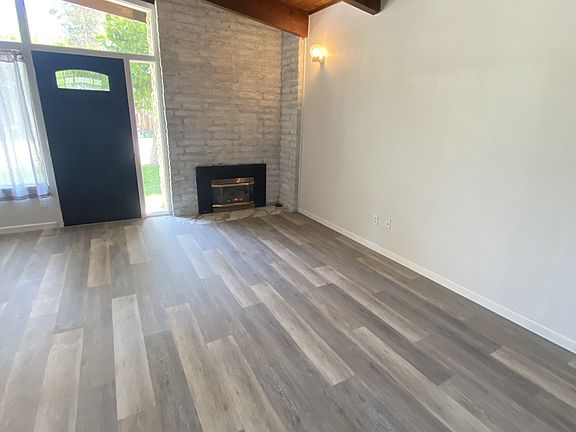 4th image of 1252 Lester St #A