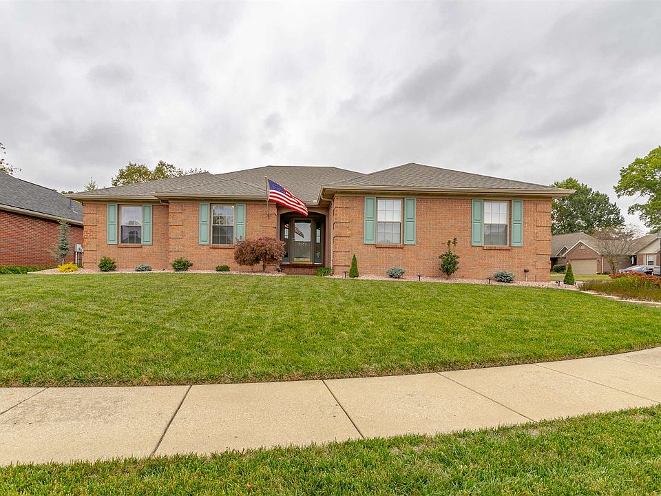 1st image of 3902 Covington Dr