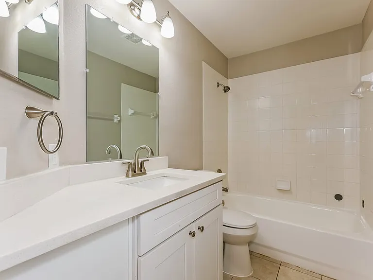 10608 Walker Vista Dr — Photo 15