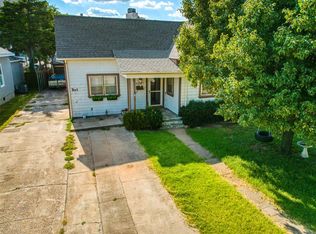 1118 S Barker Ave, El Reno, OK 73036